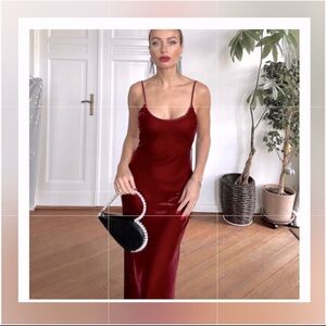 Blogger fave!!!🎀ZARA SILK VELVET MIDI DRESS ZW COLLECTION M🔥